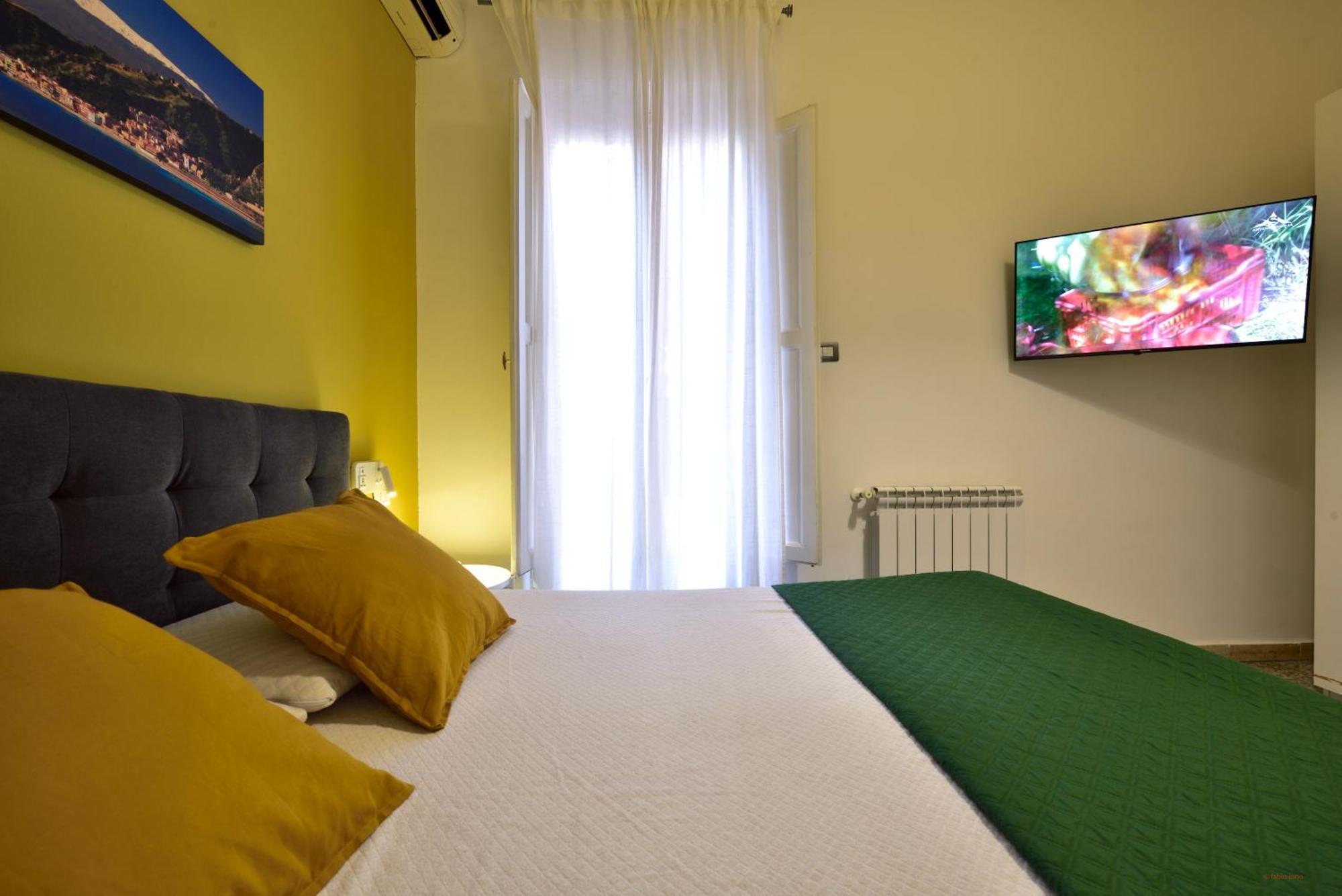 Italia Apartment